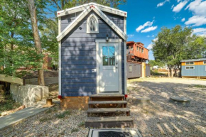 Red Rock Roost - Posh King Studio Hiking Trails